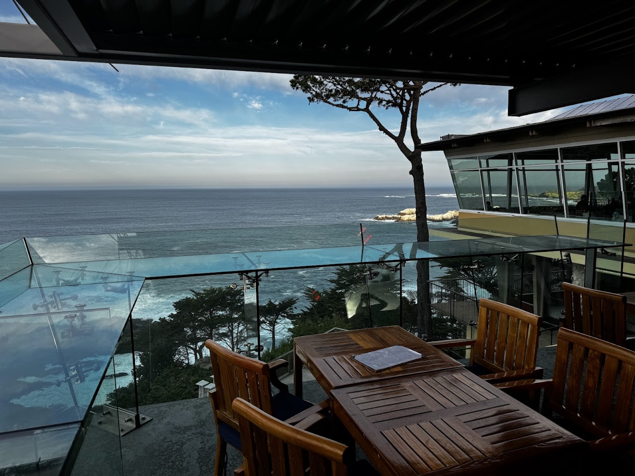 Pacific's Edge Restaurant