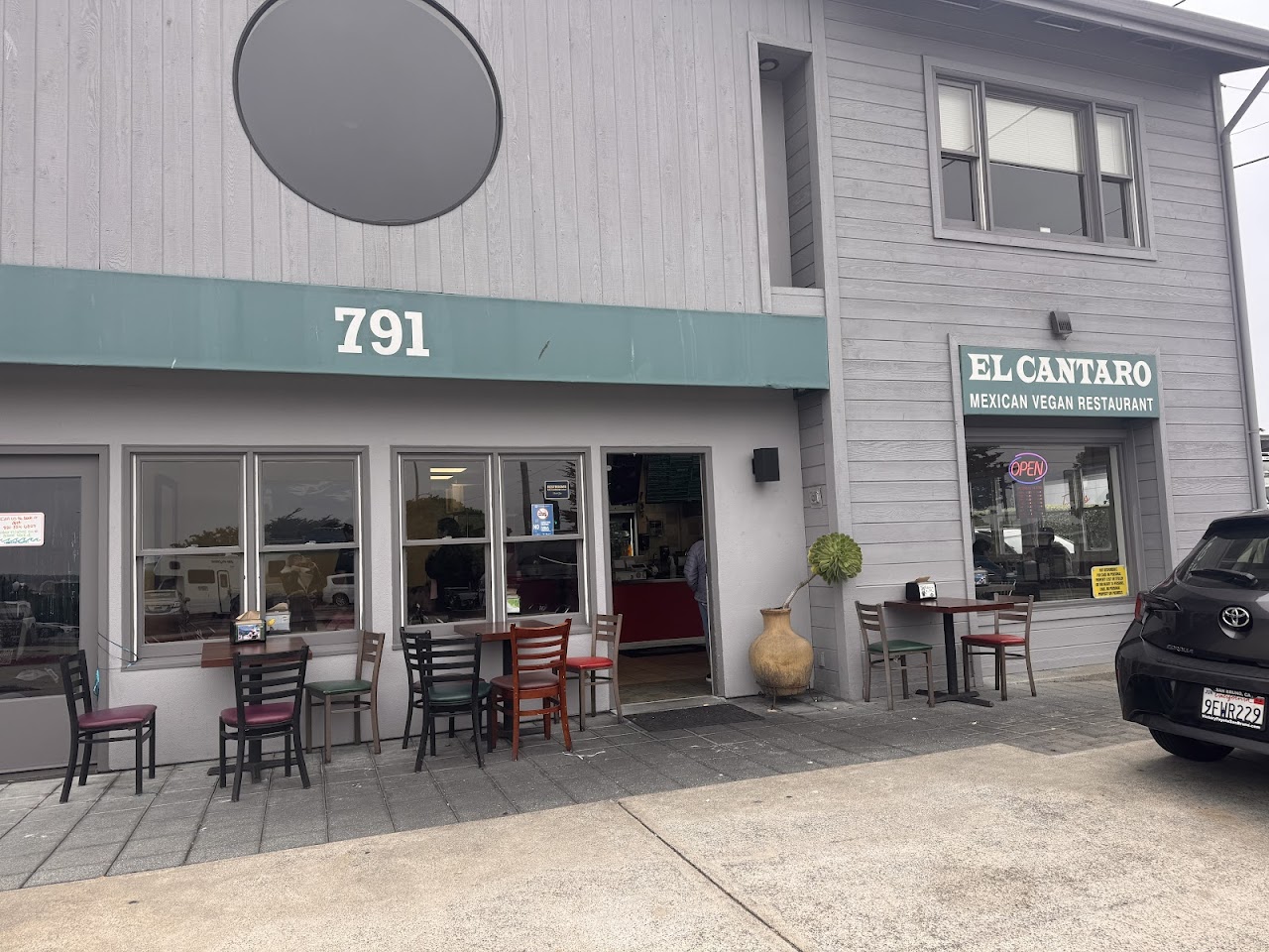 El Cantaro Mexican Restaurant