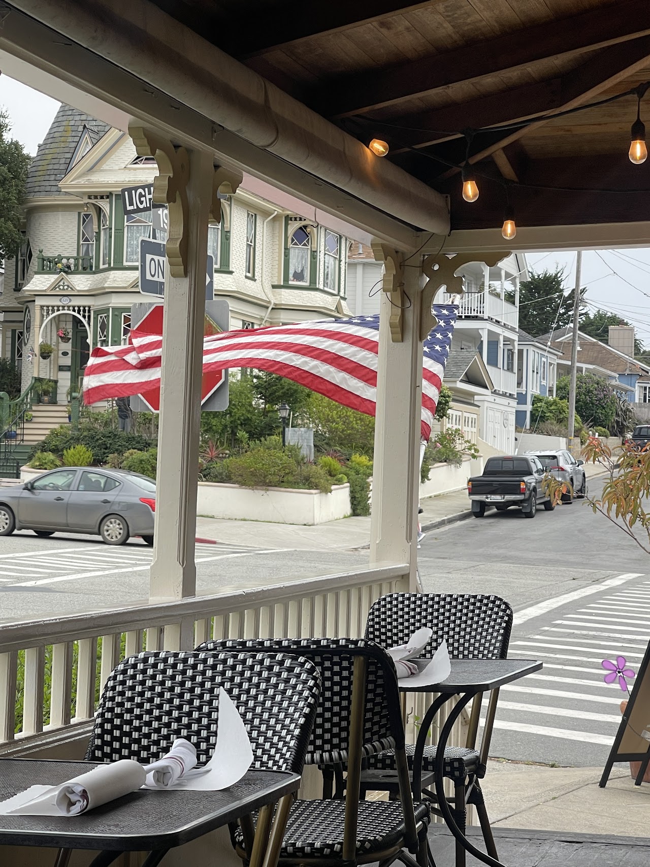 Red House Café