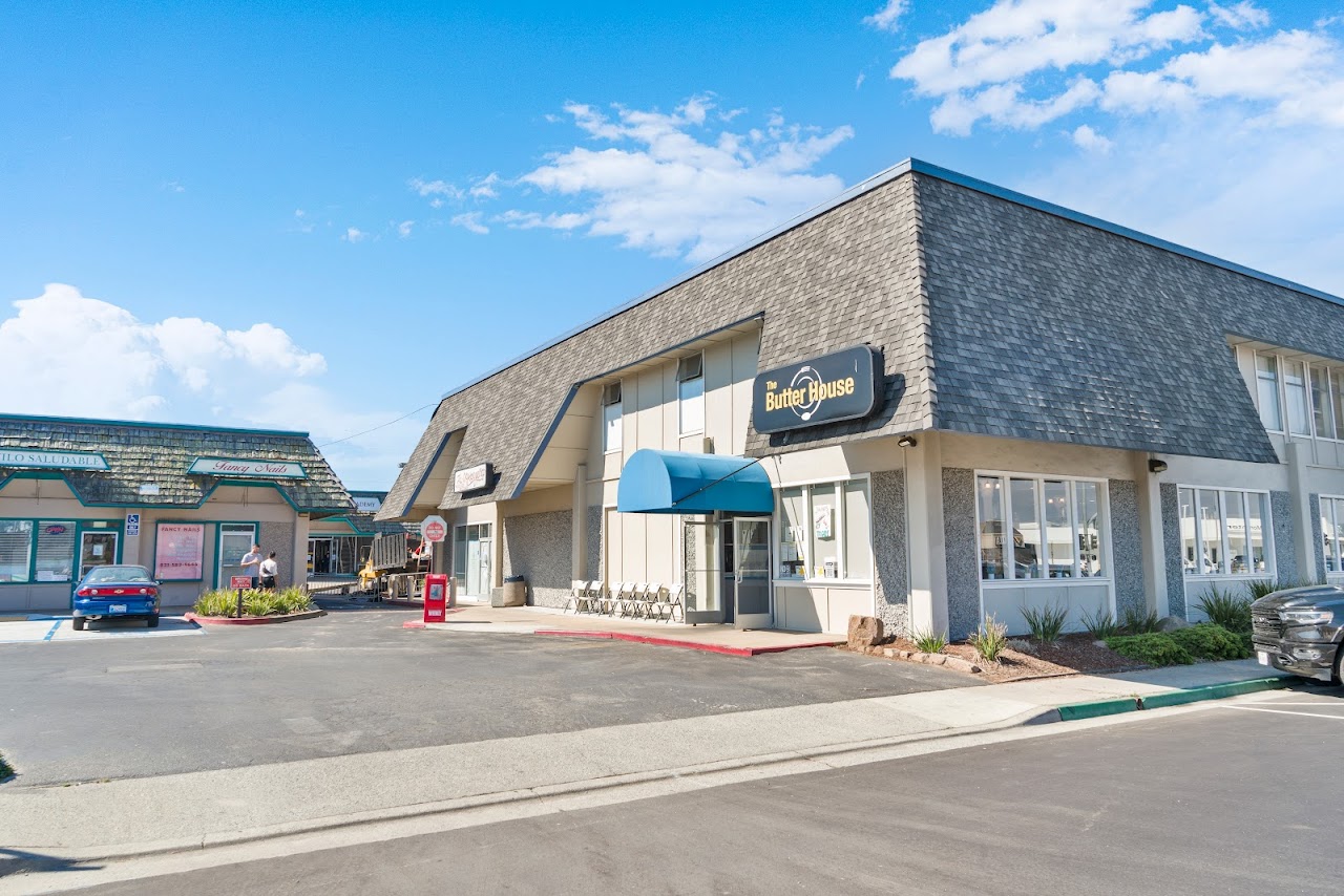 University Plaza Shopping Center