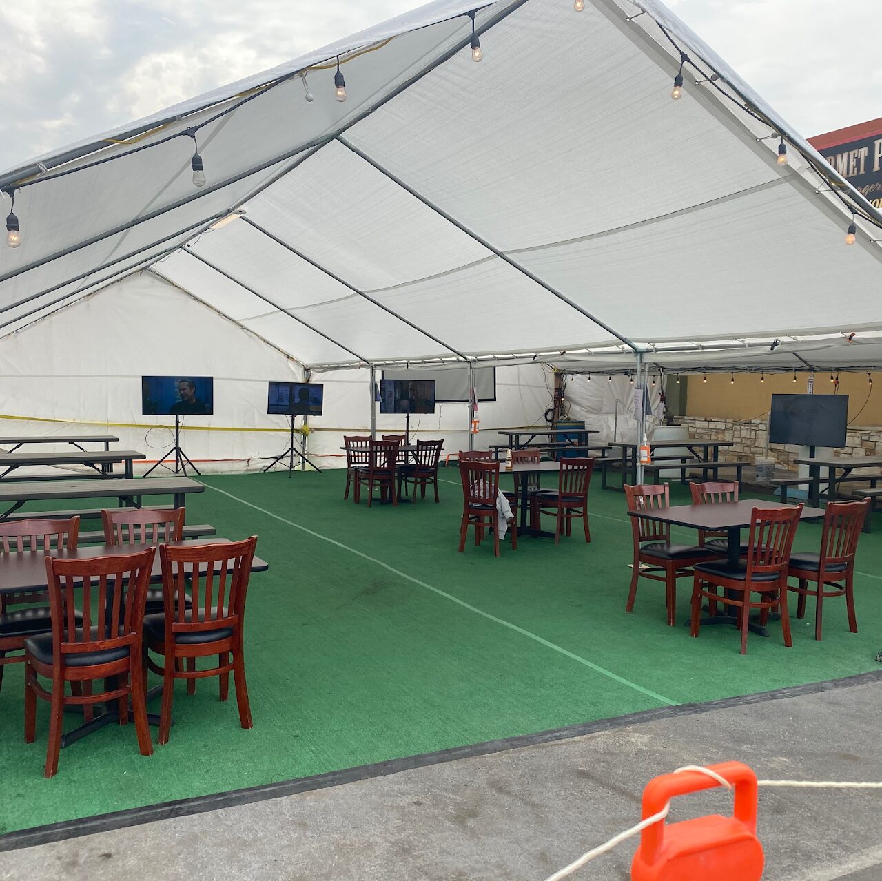 Soledad Bowl Bar & Grill
